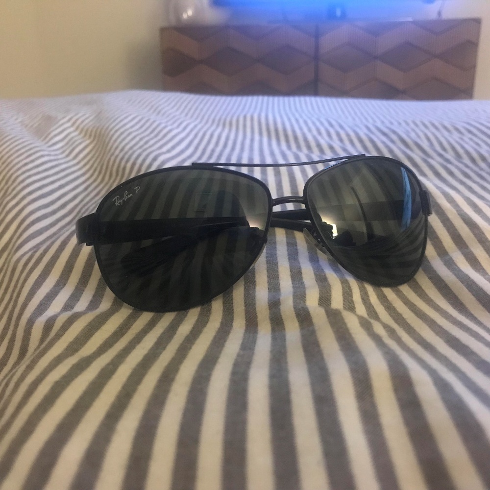 Ray-Ban Polarized Aviators Black
